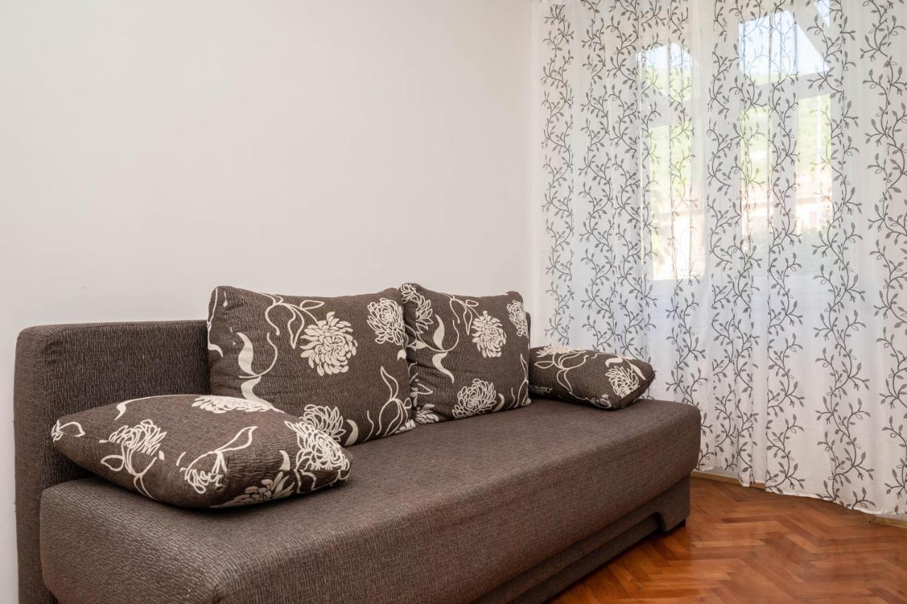 Apartment Marta Raša Екстериор снимка