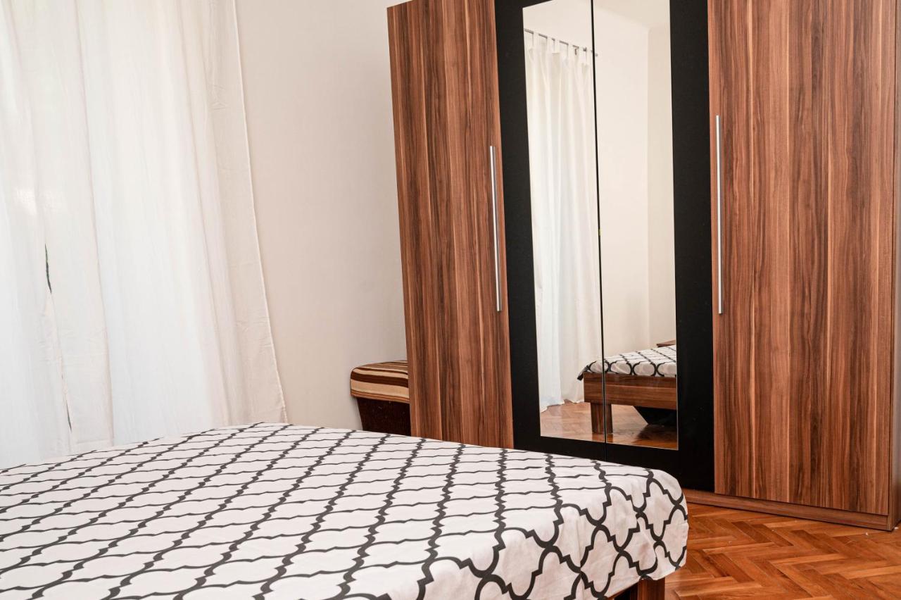Apartment Marta Raša Екстериор снимка